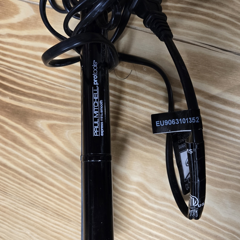 Paul Mitchell Pro Tools Mini Straightener